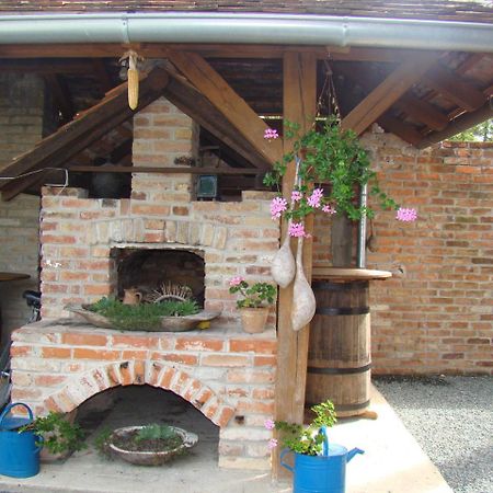 Country House Tunjina Kuca Stara Kapela Affittacamere Pavlovci Esterno foto