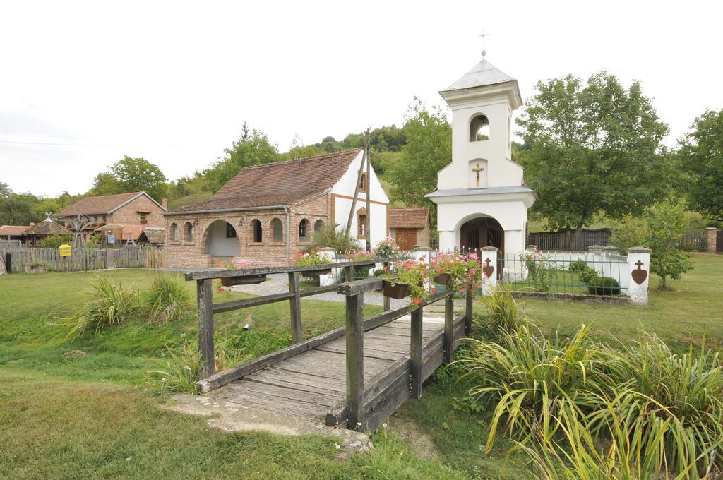 Country House Tunjina Kuca Stara Kapela Affittacamere Pavlovci Esterno foto